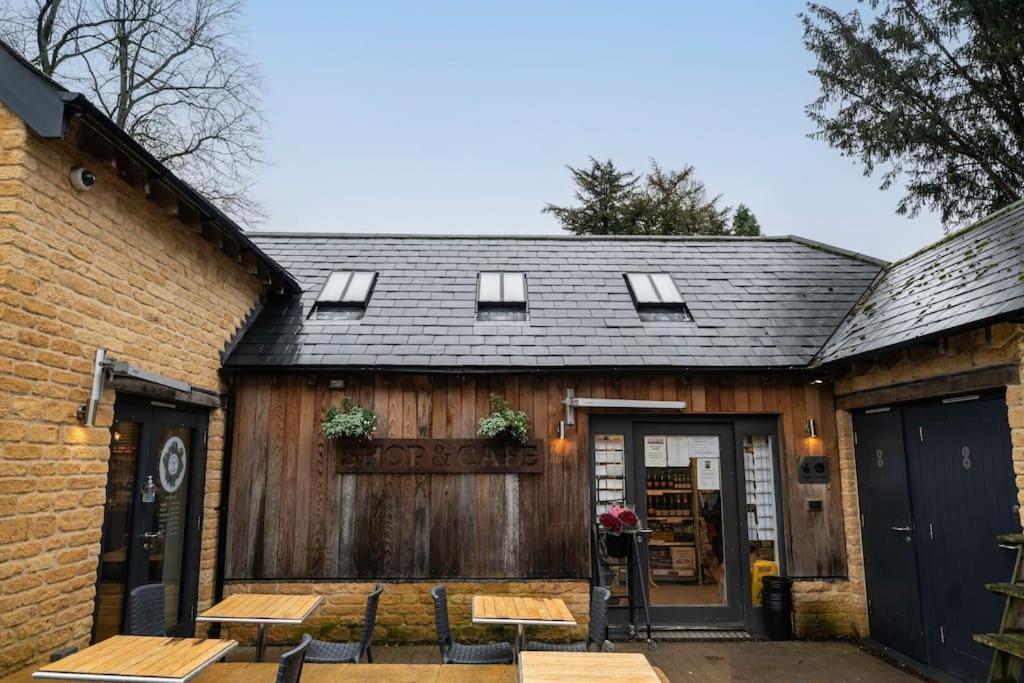 Chic Cotswold Tiny Home - Oddity House Blockley Eksteriør billede